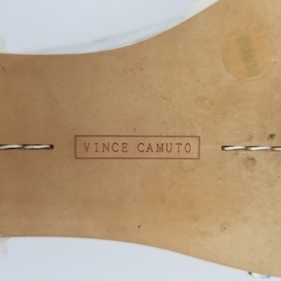 Stylish Black and White Women's Loafers - Picture 16 of 16